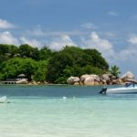 Seychellen Insel mit Boot